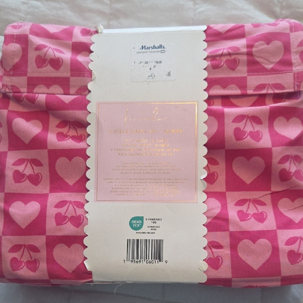 Pink Heart and Cherry Patterned Bedding - Picture 2 of 2
